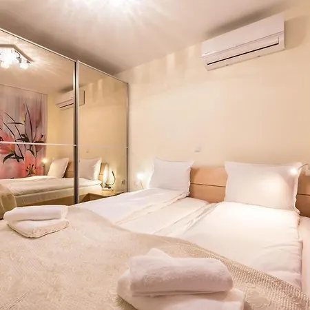 Apartment One Bedroom In Amelia Kabakum