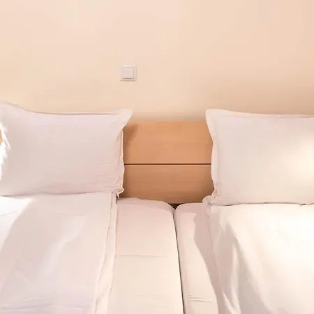 One Bedroom In Amelia Kabakum Apartment *