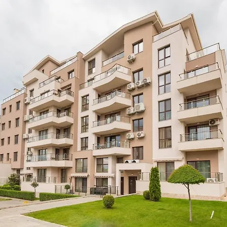 Apartamento One Bedroom In Amelia Kabakum