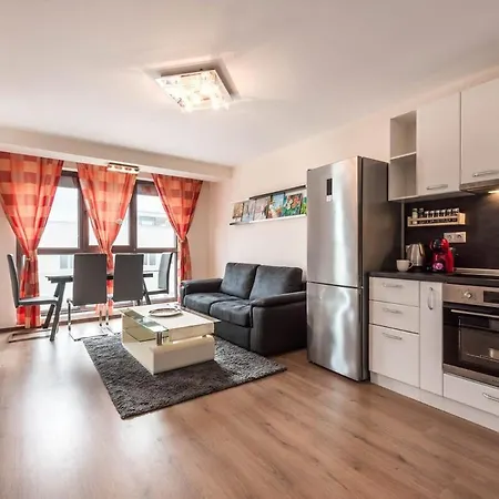 Apartamento One Bedroom In Amelia Kabakum