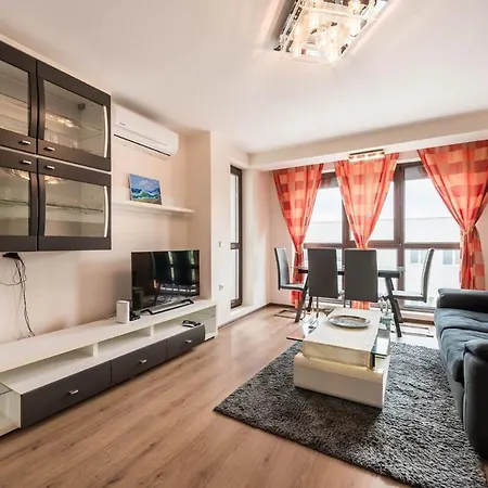 One Bedroom In Amelia Kabakum Apartment