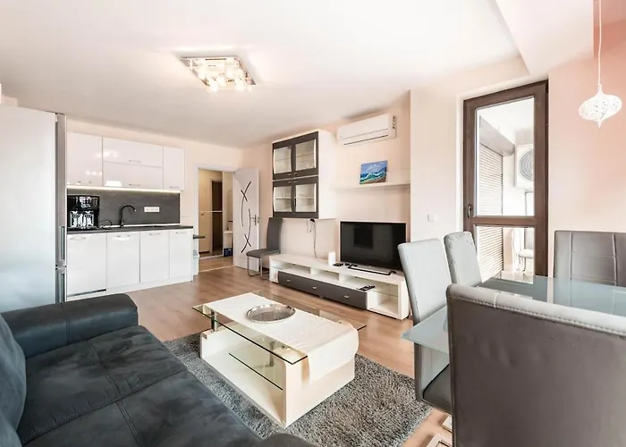 Apartment One Bedroom In Amelia Kabakum